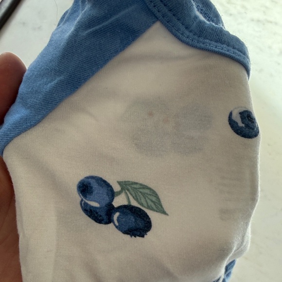 Kyte BABY Blue and White Blueberry 🫐 Baby One Piece - Picture 2 of 3